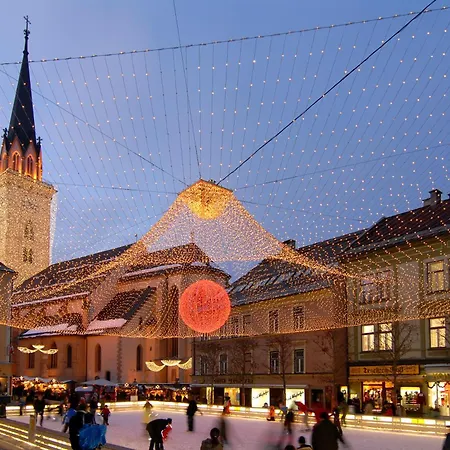 Alpe-adria アパート *